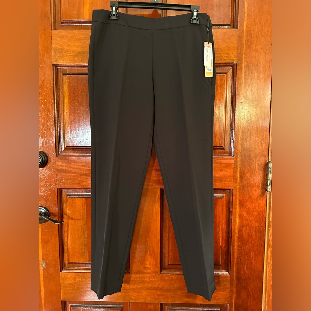 Donna Karan Side Zip Dress Pants Black Size 6 NWT Back Seam